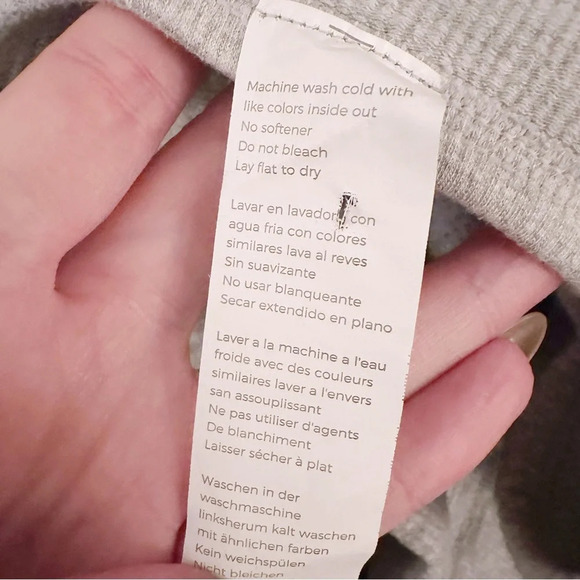 Fabletics Kinsley Top Ribbed Long Sleeve Athletic Balletcore Layering Square - Picture 5 of 6